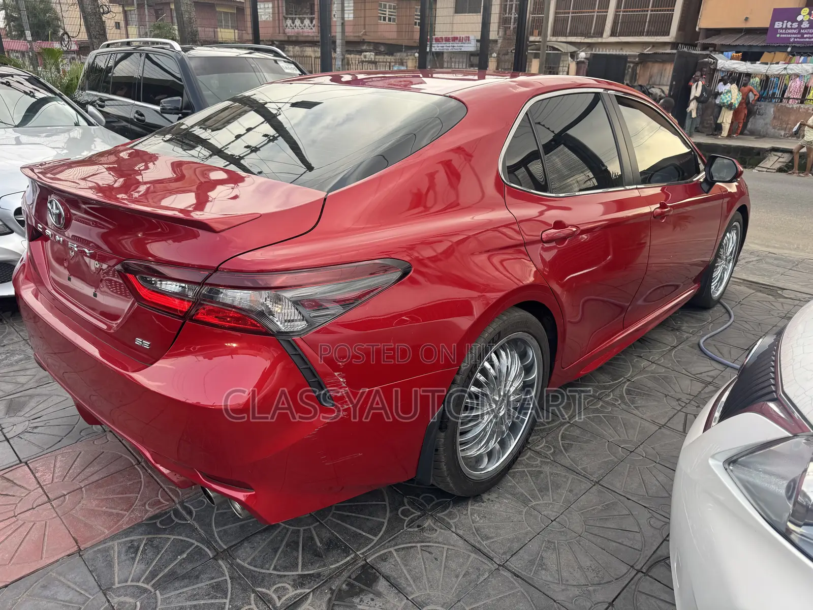 Toyota Camry SE 2022 Red