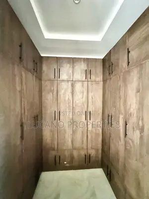 5bdrm Duplex in Wuye District for rent