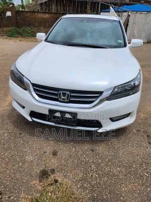 Honda Accord EX-L V-6 4dr Sedan FWD (3.5L 6cyl 6A) 2013 Off white