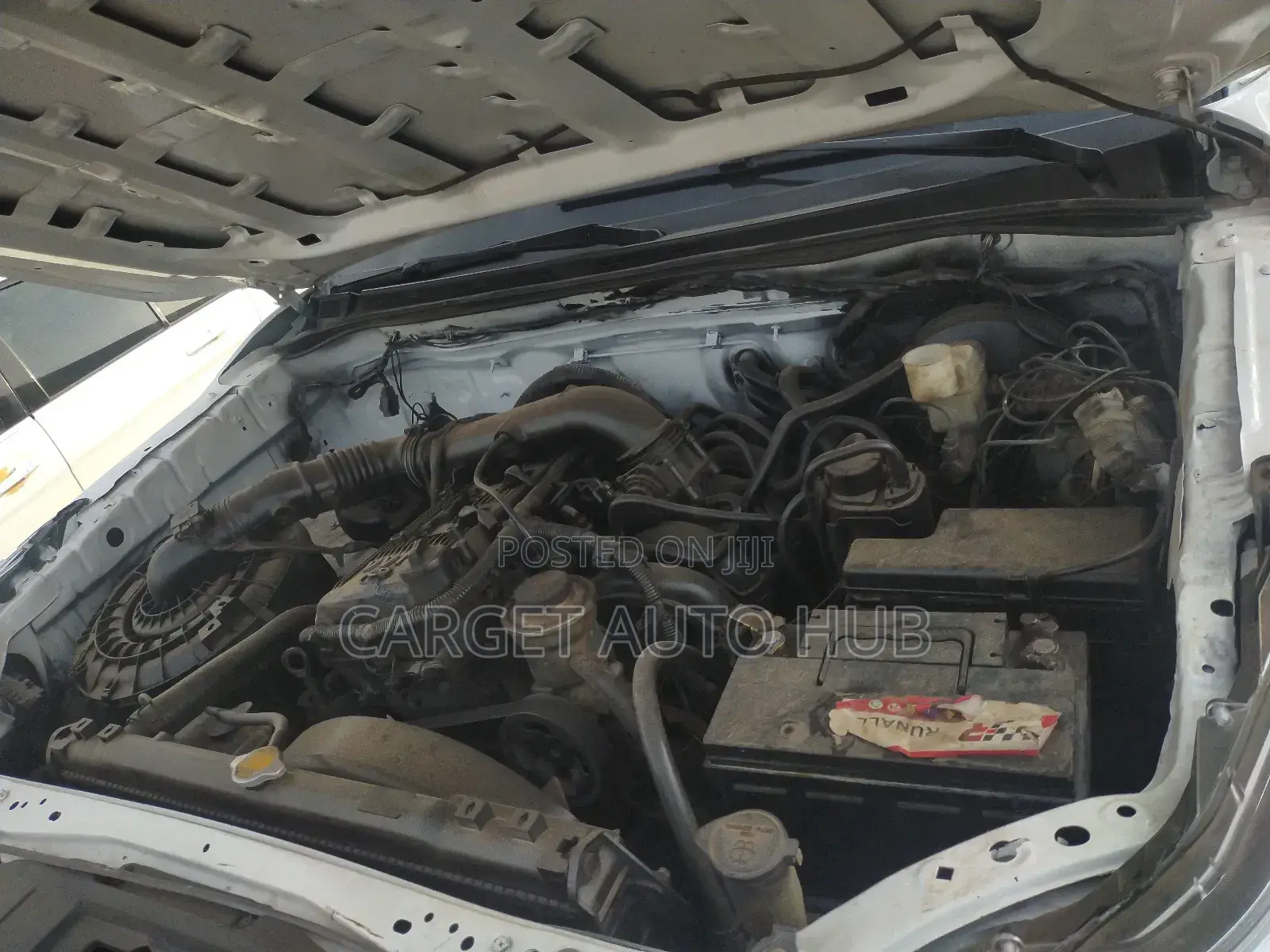 Toyota Hilux 2012 White