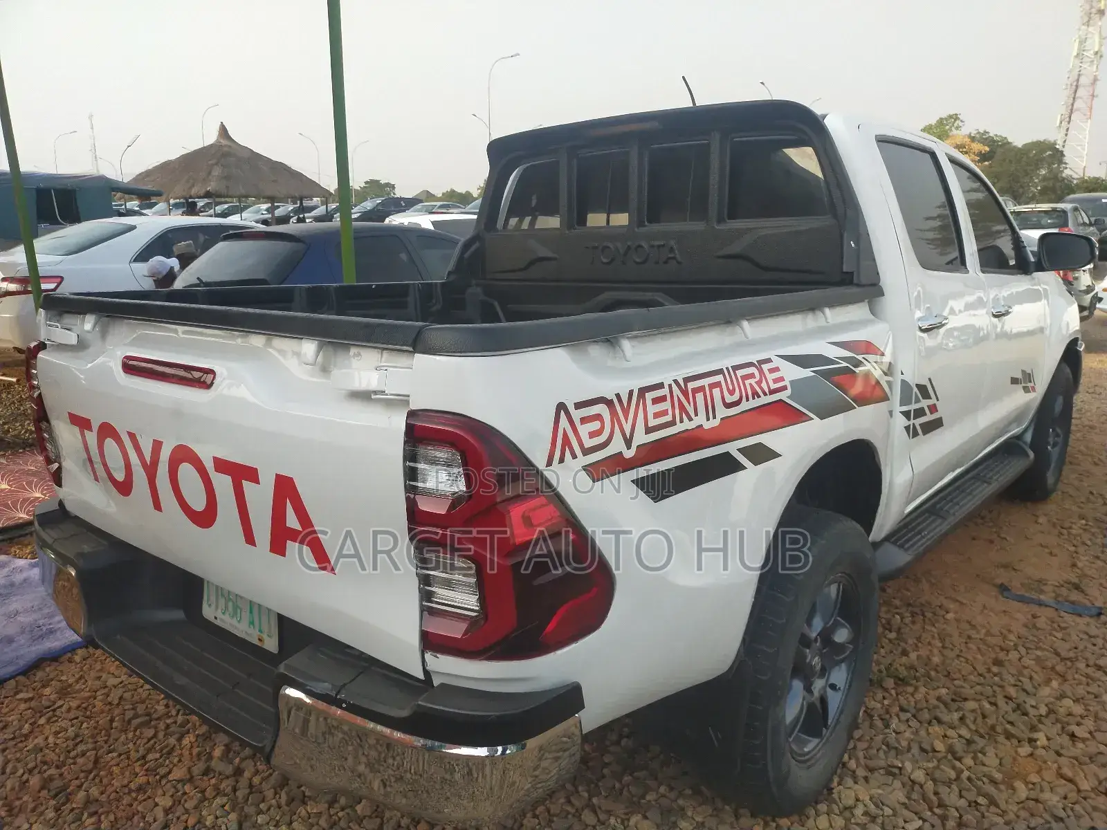 Toyota Hilux 2012 White