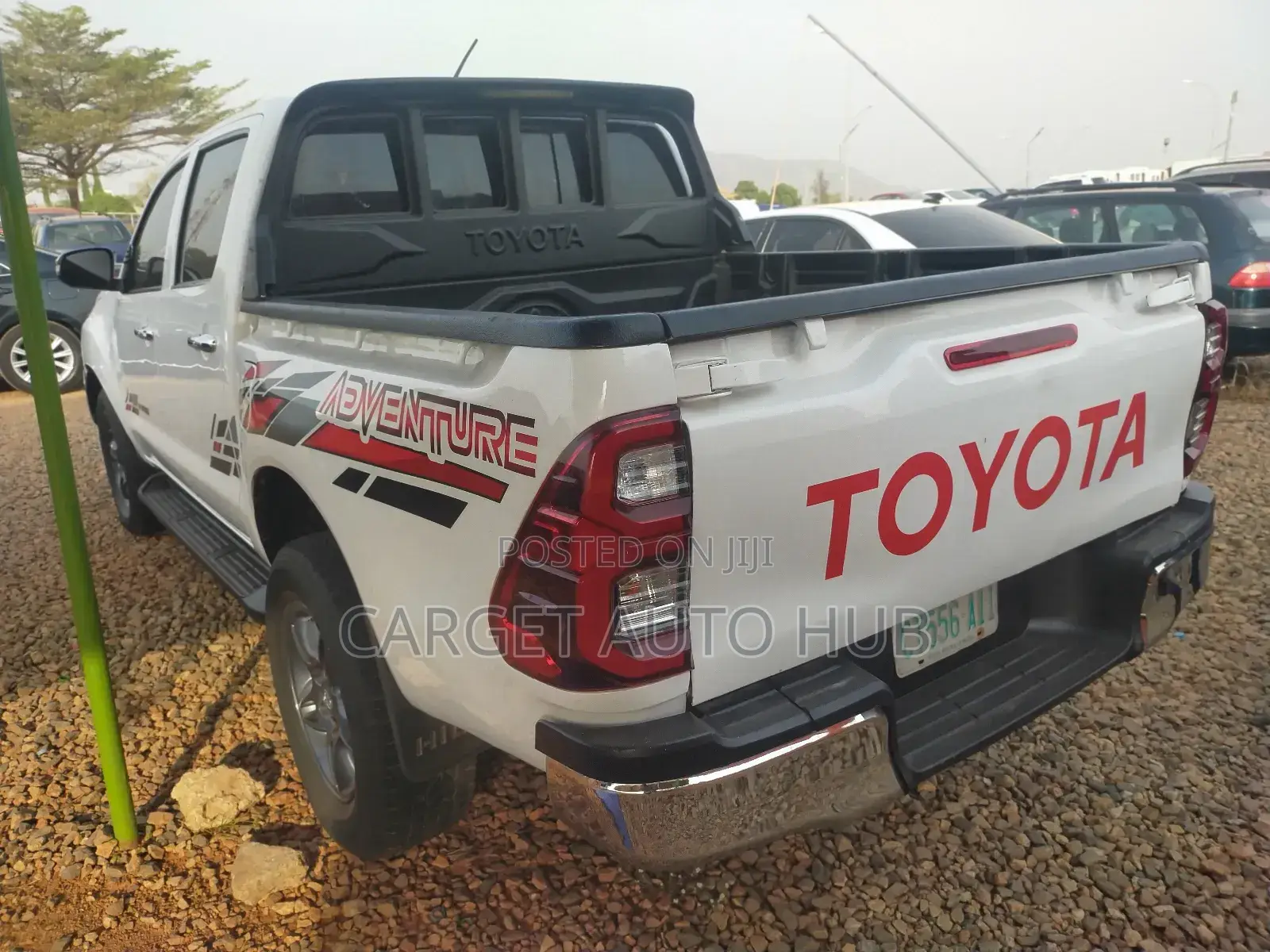 Toyota Hilux 2012 White