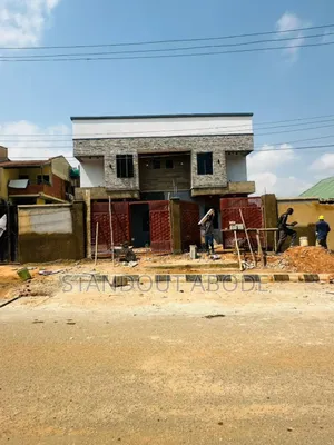 4bdrm Duplex in Inside An Estate, GRA Phase 1 for sale