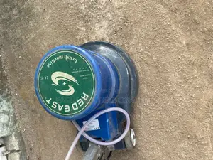 Tile Scrubbing Machine