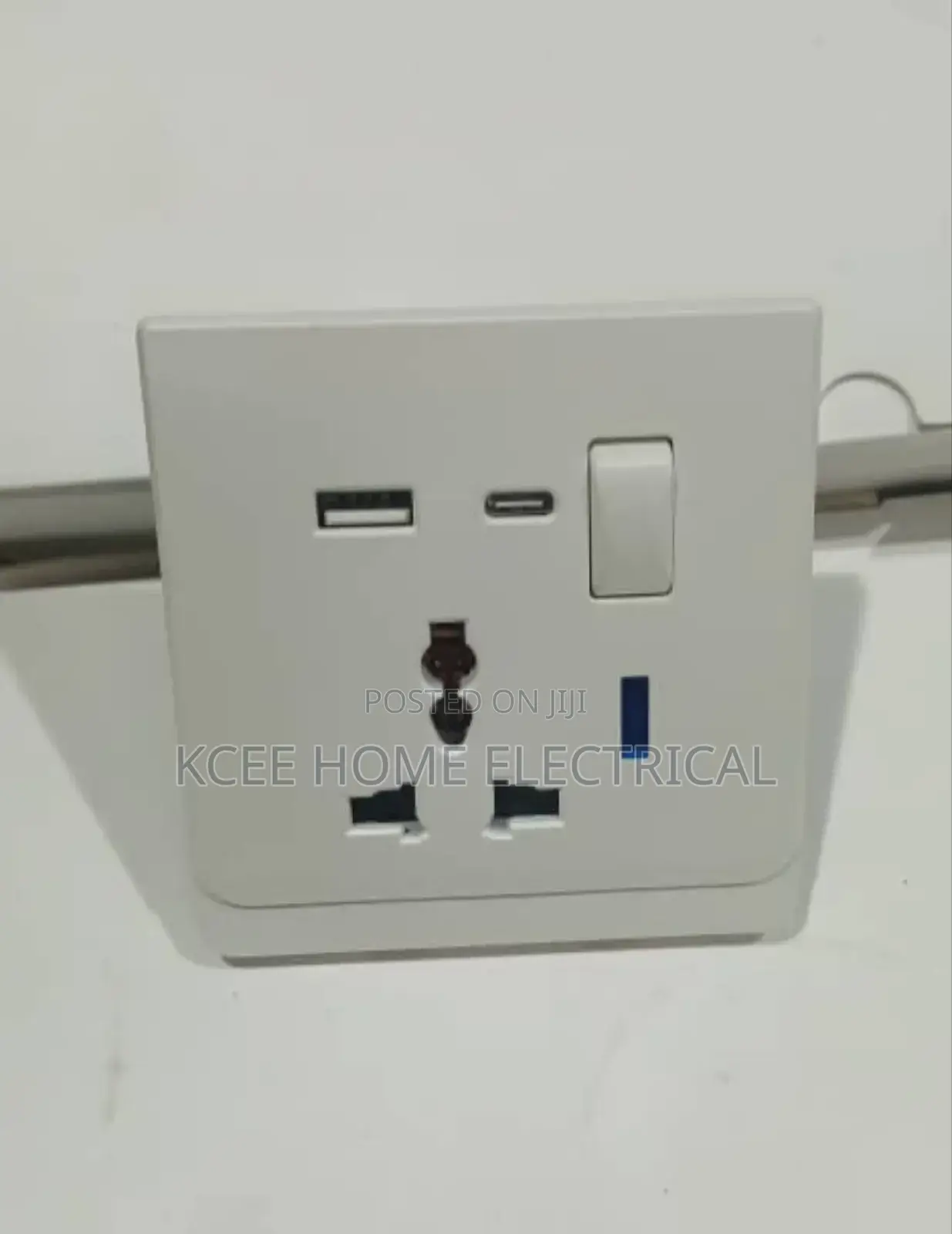 Premium 1 Gang Skin Texture Wall Switch – Stylish & Durable
