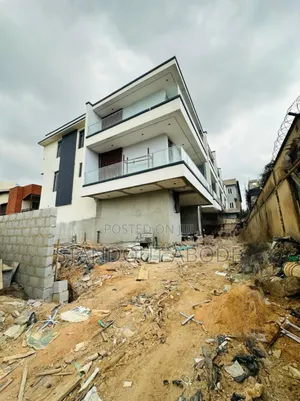4bdrm Duplex in In An Estate, Ogudu GRA for sale
