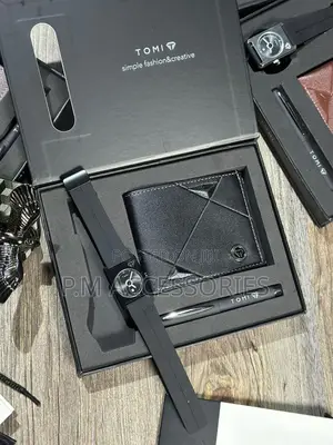 Tomi Leather Set