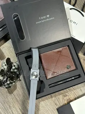 Tomi Leather Set