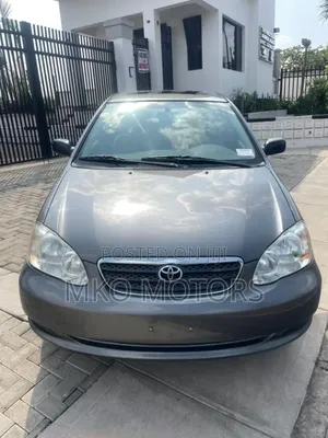 Toyota Corolla LE 2005 Gray