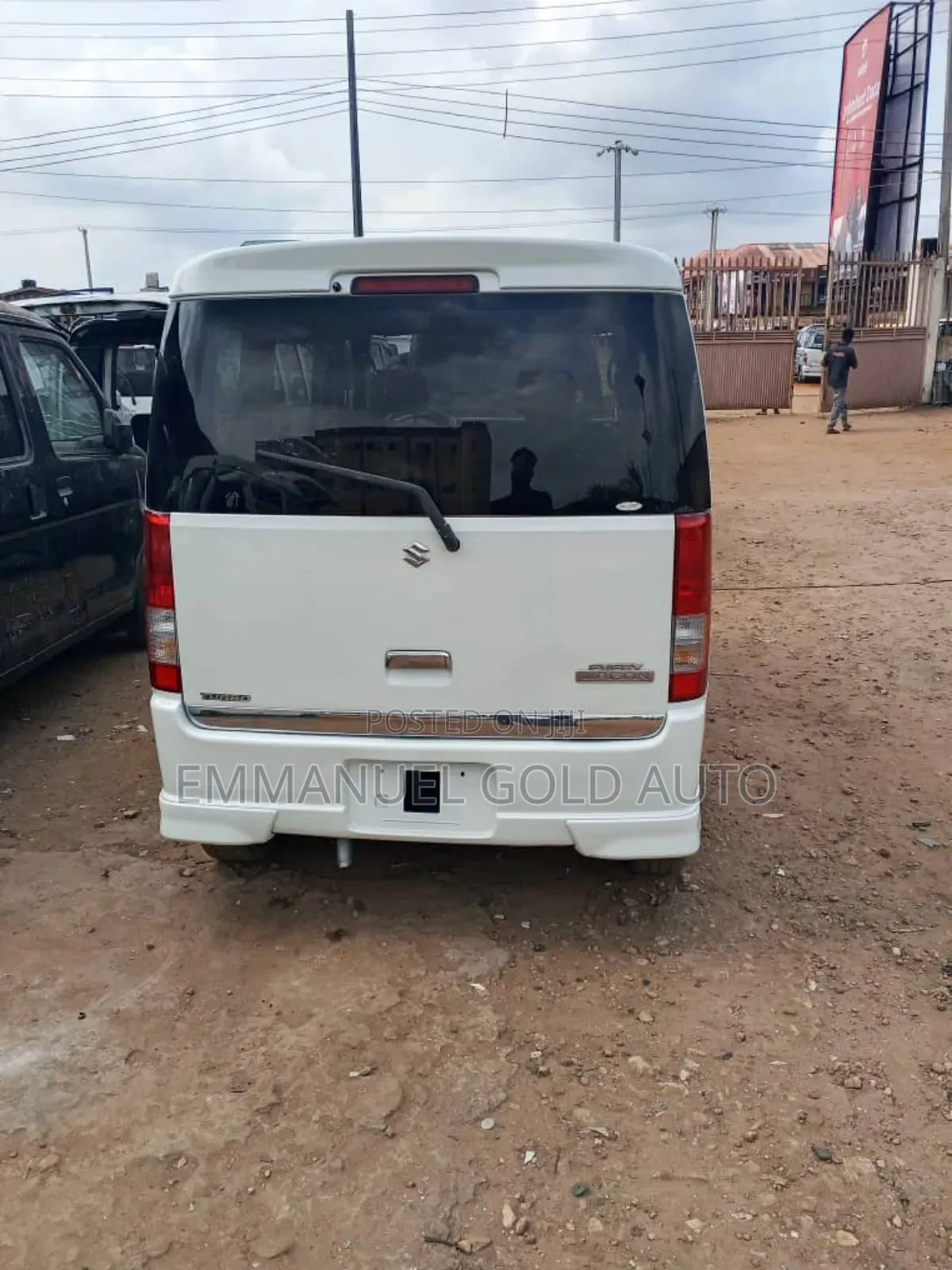Suzuki APV Minibus 2012 White