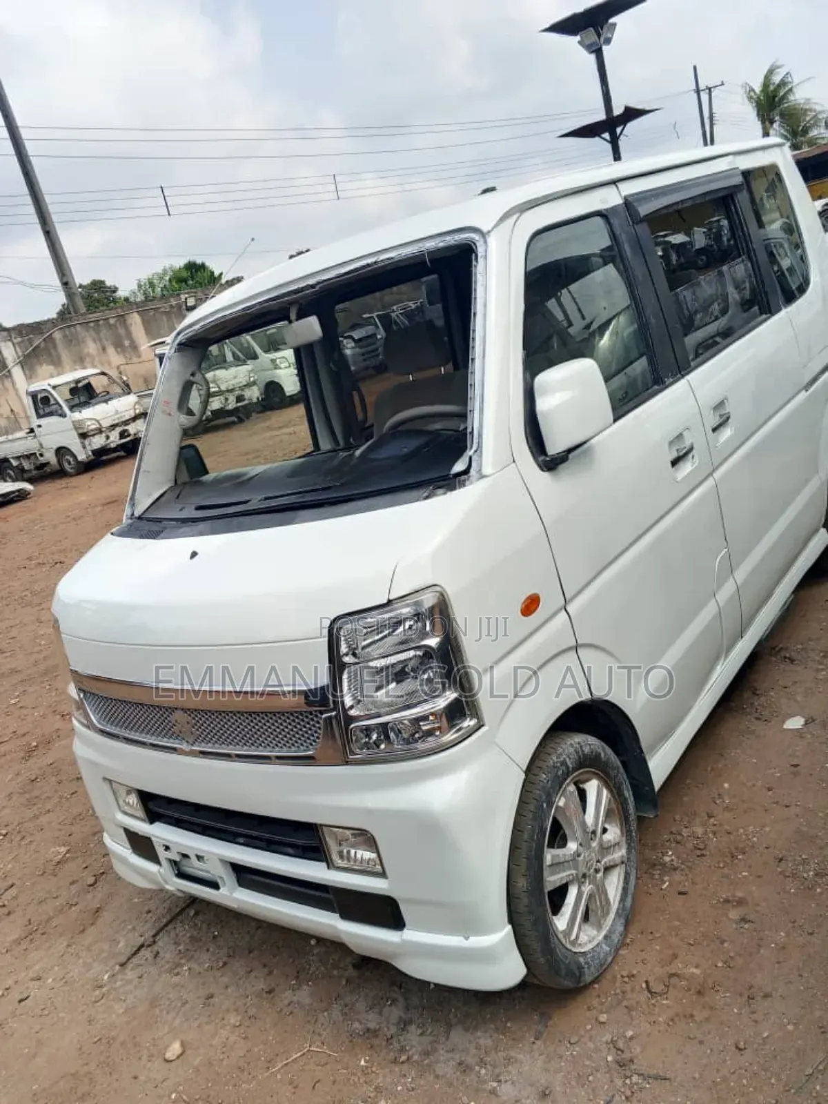 Suzuki APV Minibus 2012 White