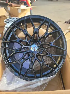 19 Black Universal Rim Original