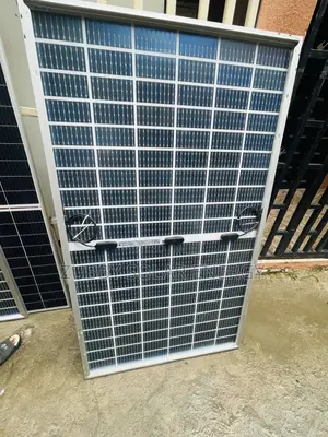 500 W Jinko Solar Panel