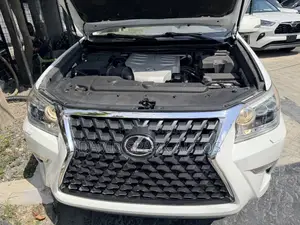 Lexus GX 460 Luxury 2015 White