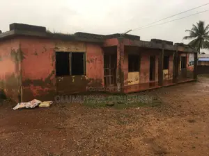 10bdrm Block of Flats in Wakajaye for sale