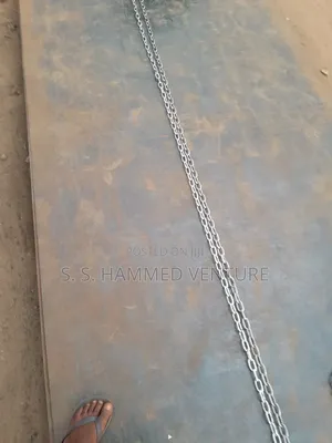 Gavalnized Expanded Chain ( 8 Mm Thickness ).