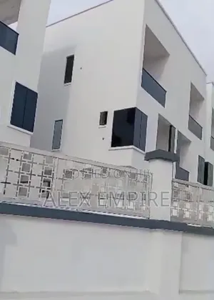 5bdrm Duplex in Amuwo-Odofin for sale