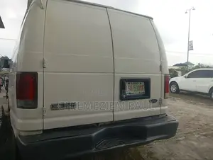 Ford E350 2006 White