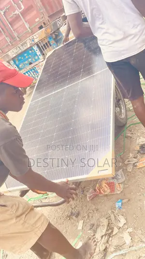 600watts Solar Panel Jinko Brand New New With Affordable Price