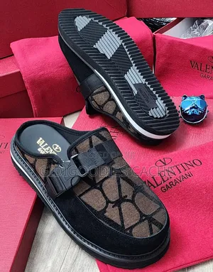 Valentino Mules