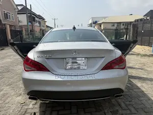 Mercedes-Benz CLA-Class CLA 250 Sedan 2015 Silver