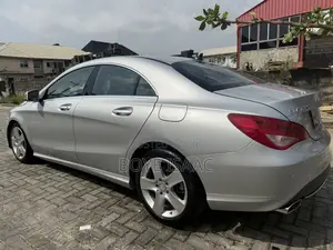 Mercedes-Benz CLA-Class CLA 250 Sedan 2015 Silver