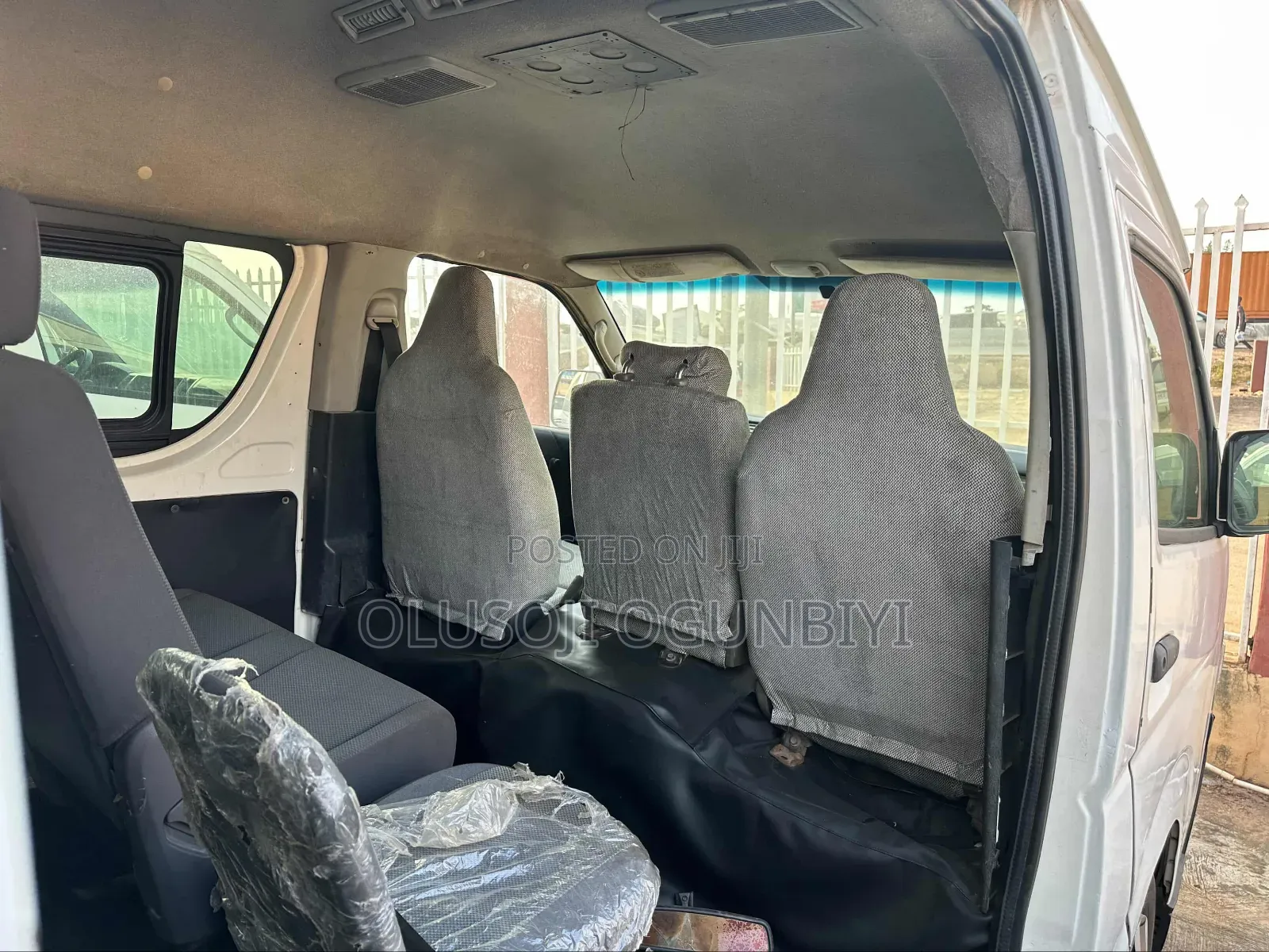 Toyota HiAce 2013 White
