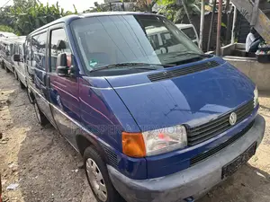 Volkswagen Transporter 2005 Blue