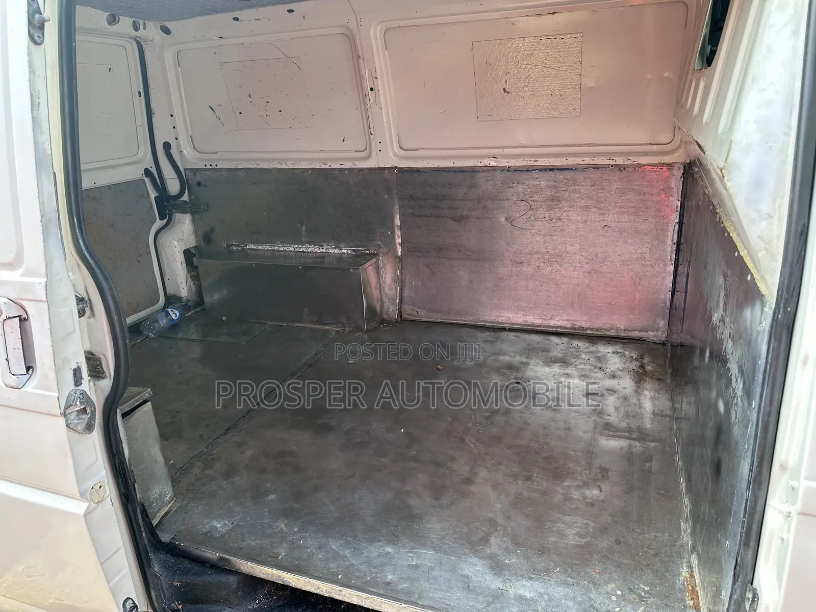 Volkswagen Transporter 2005 White