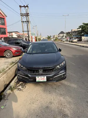 Honda Civic EX Sedan 2020