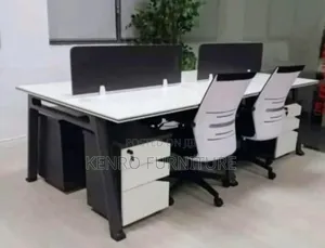 Workstation Desk With Four Chair