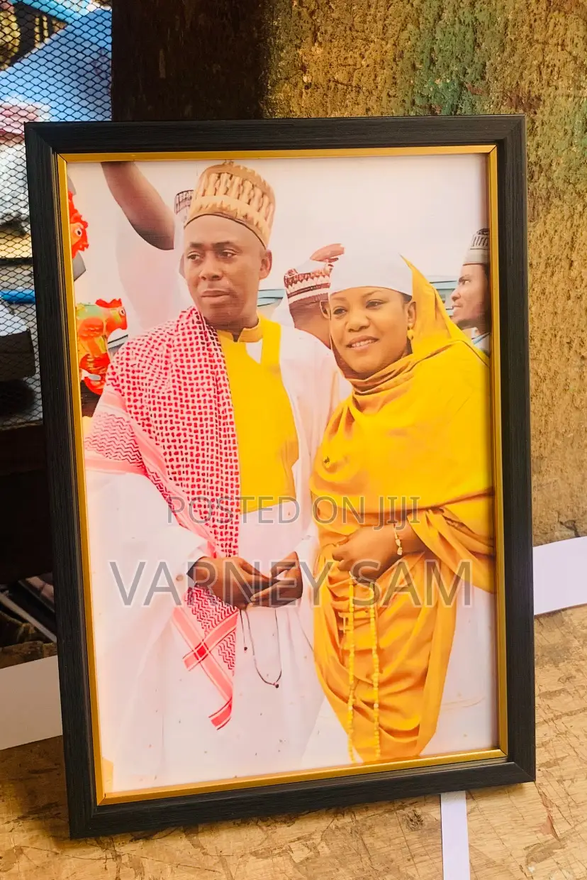 A3, A5, 24x36, 12x18 Frame Size. Official Portrait Frames