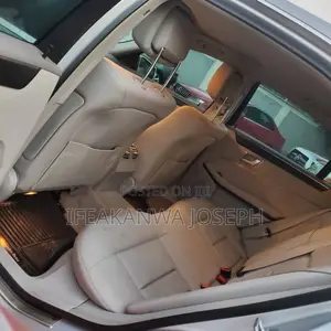 Mercedes-Benz E350 Base 4dr 4Matic Sedan AWD (3.5L 6cyl 7A) 2012 Silver