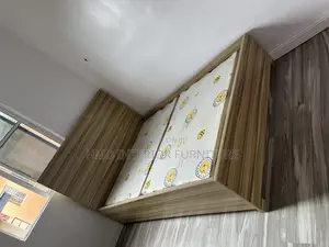 Bedframe 4.5by6