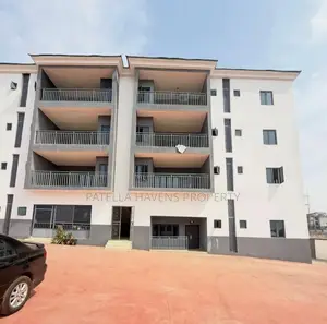 3bdrm Block of Flats in Life Camp for sale