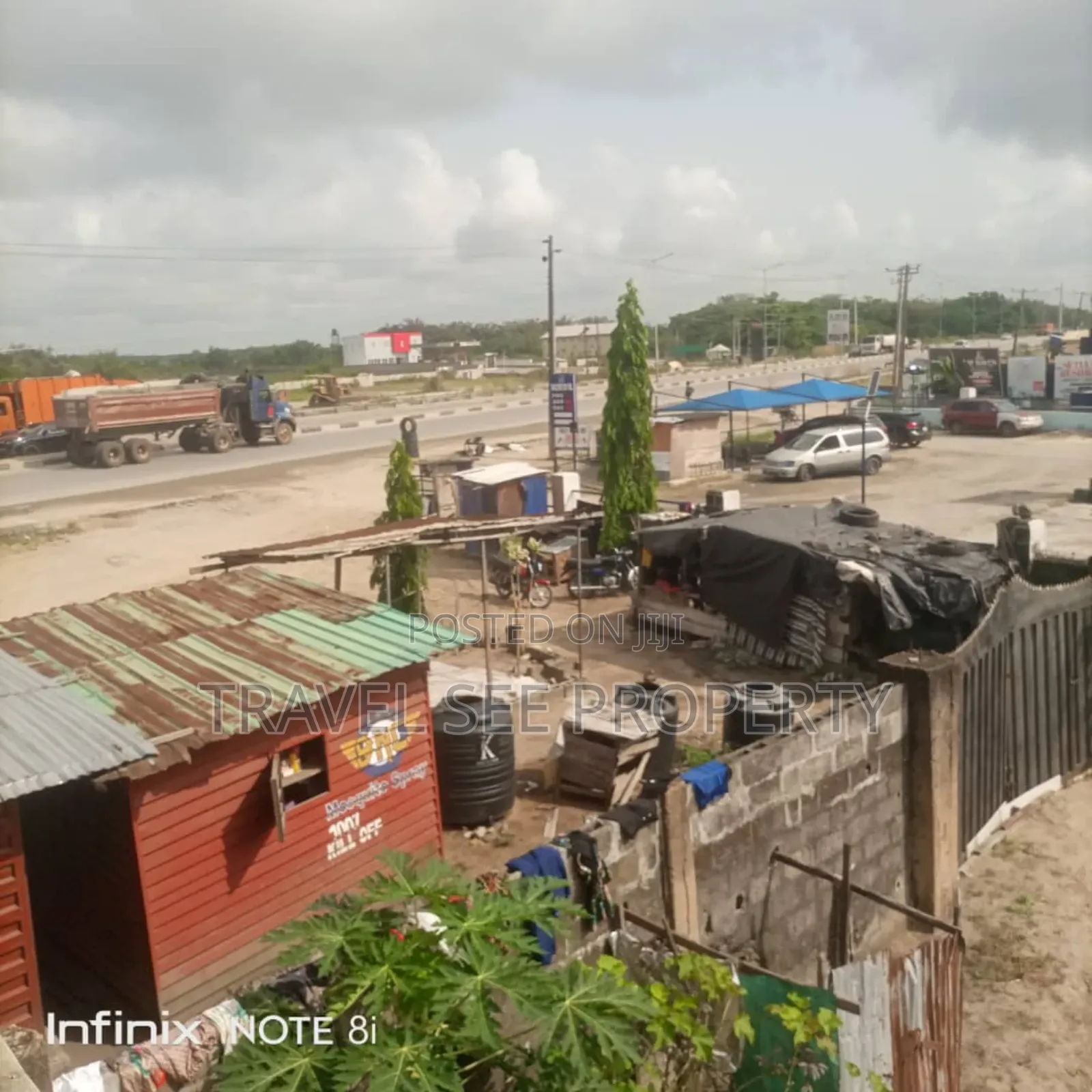 Empty Land for Lessing 8 Plots Facing Road