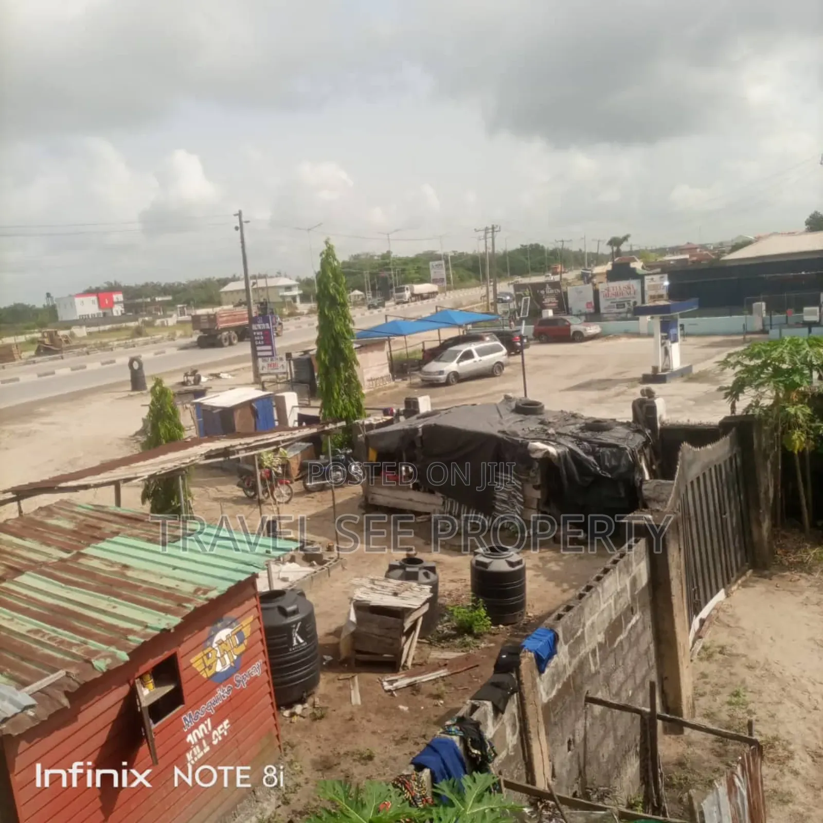 Empty Land for Lessing 8 Plots Facing Road