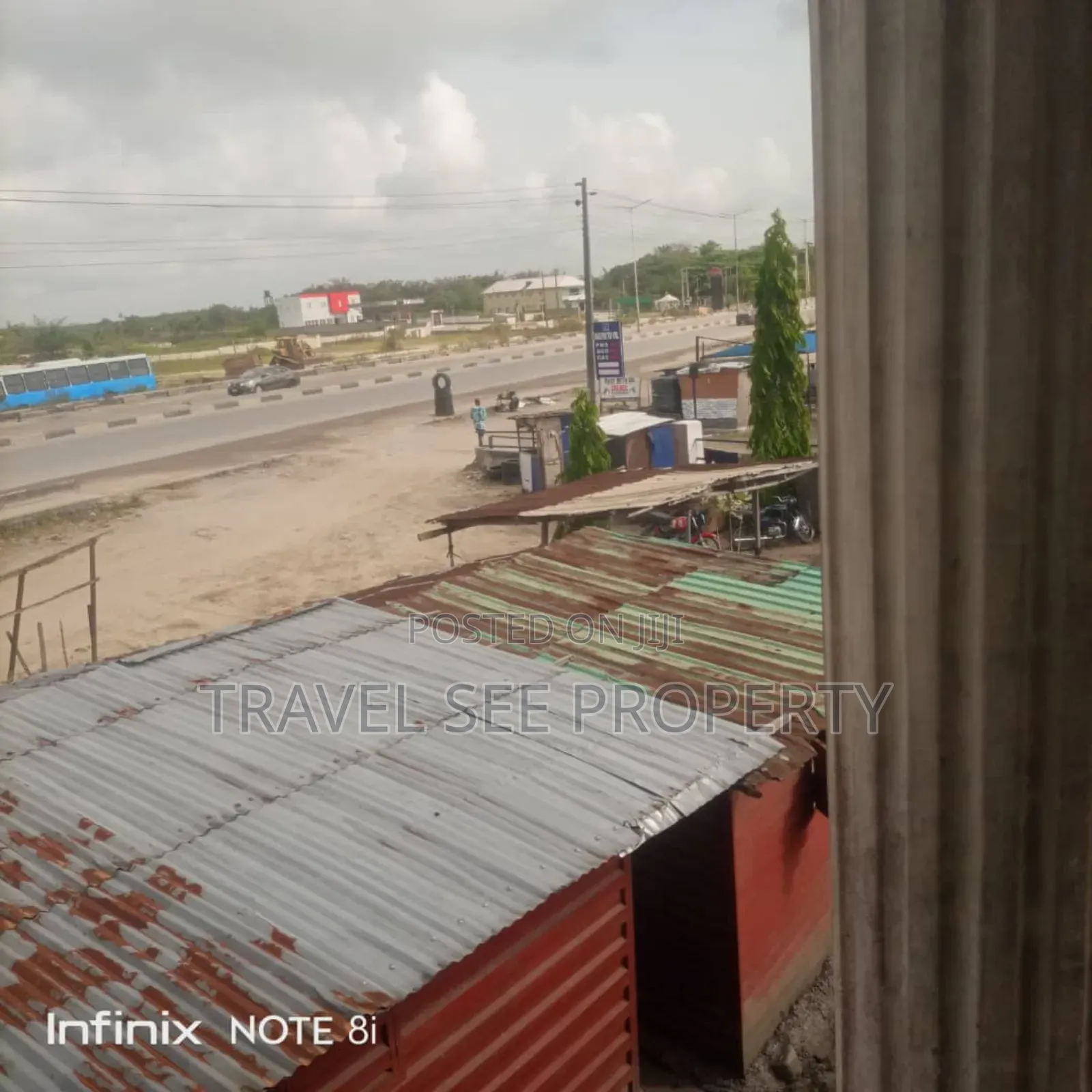 Empty Land for Lessing 8 Plots Facing Road