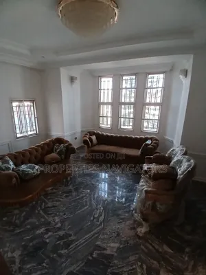 5bdrm Duplex in Apo District for rent