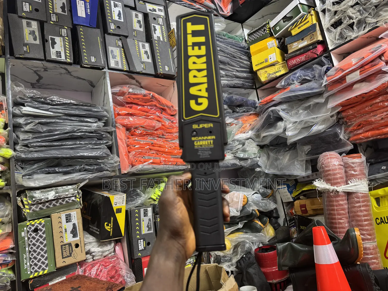 Durable Garrett Metal Detector