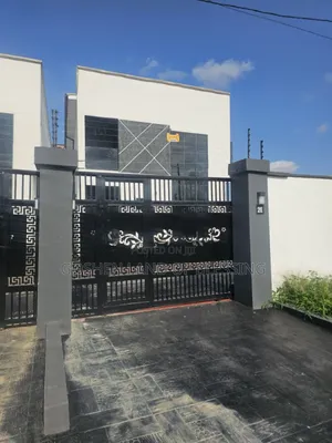 4bdrm Duplex in Prestigious Estate for sale
