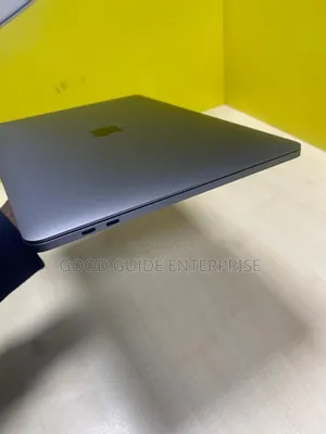 Laptop Apple MacBook 2017 8GB Intel Core I5 SSD 256GB