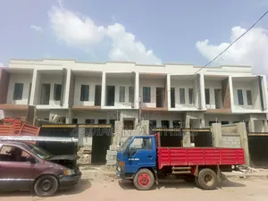 3bdrm Duplex in Abeokuta Road, New Oko Oba for sale