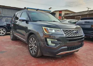Ford Explorer Platinum 4dr SUV AWD (3.5L 6cyl Turbo 6A) 2016 Gray