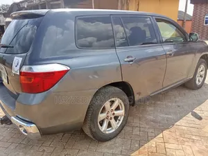 Toyota Highlander Limited 2010 Green