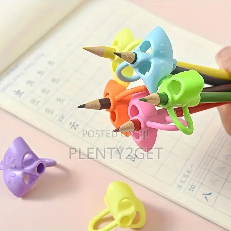 5pcs Student Pencil Holder Corrector Set for Kindergarten Primary Scho