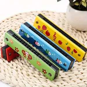 1pc Wooden Painted Toy Musical Instrument 16-Hole Harmonica Toy Gift
