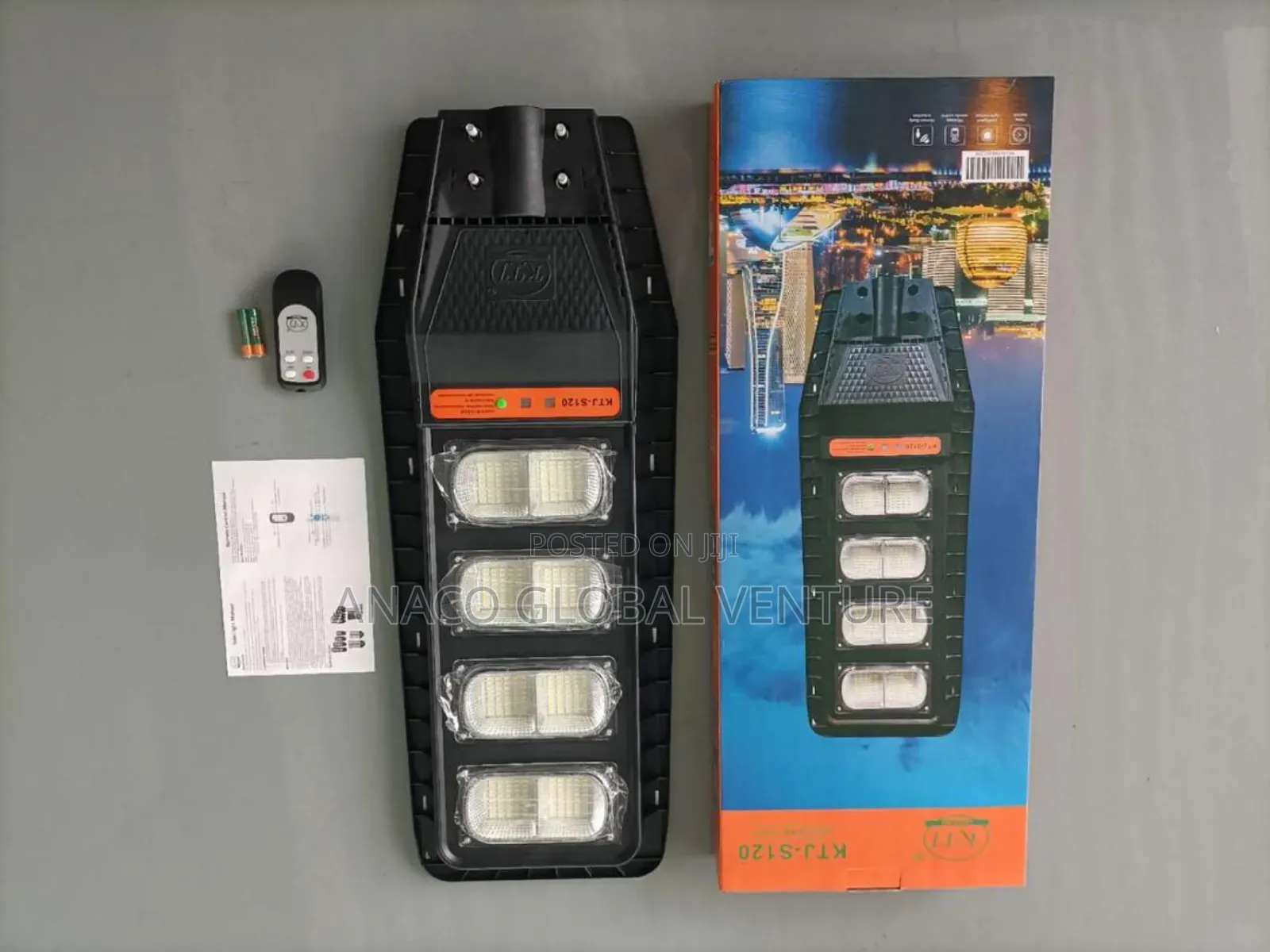 Solar Street Light 12 Hours Active