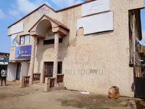 Plaza for Sale at Gowon,13 Room Up Ensuit,13rooms Down Ensuit and Hall