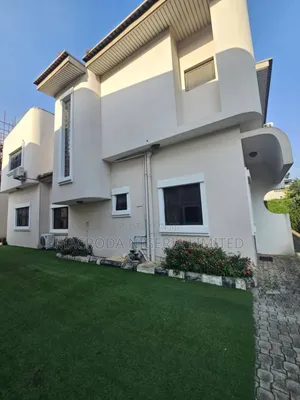 4bdrm Duplex in Ikeja for rent
